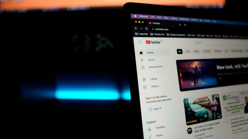 „YouTube“ naudotojai sunerimę: praneša apie mįslingai dingusius patiktukus