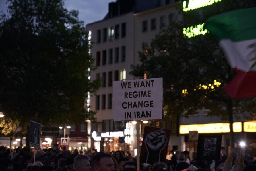Irano žiniasklaida praneša, kad per pastarojo meto protestus buvo sulaikyta 3 tūkst. žmonių