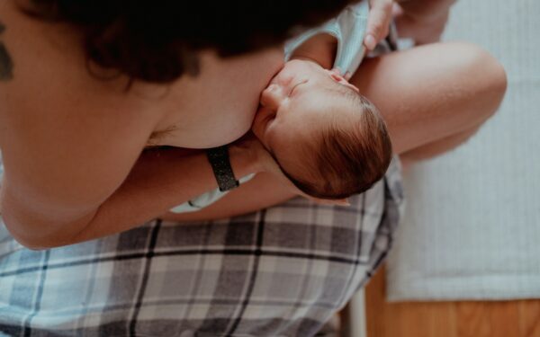Kai žindymas kelia rūpesčių: Vilniuje duris atvėrė unikali pagalbos erdvė mamoms