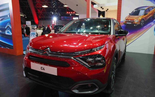 Ši detalė alyvoje niokoja „Stellantis” variklius: paprastas triukas, galintis išgelbėti variklį