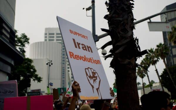 Po masinių protestų Irane režimas griežtina gniaužtus: imasi plataus masto susidorojimo su disidentais