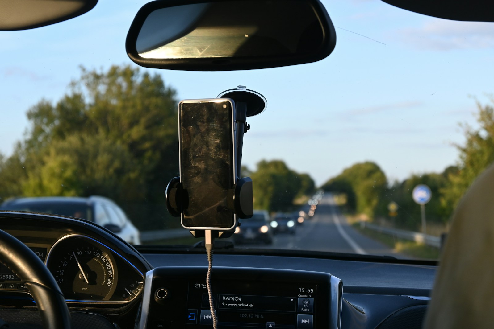 Automagistralėse atsirado paslaptingi įrenginiai: štai kokius duomenis jie renka apie jus