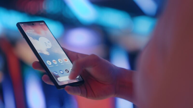 Nepraleiskite progos: „Google“ kompensuoja ryšio dingimą ir papildo sąskaitas