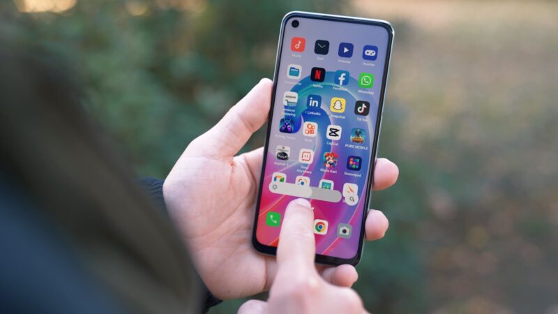 „Oppo” pristatys naują išmanųjį telefoną: neįtikėtinos kameros galimybės privers konkurentus sunerimti