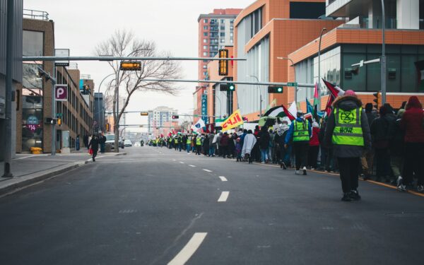 Kolektyvinės derybos įkaitino situaciją: Vokietijoje – masinis transporto darbuotojų streikas