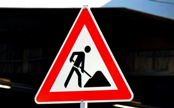 „Via Lietuva“ praneša apie didelius eismo ribojimus: A2 kelyje bus rekonstruojamas viadukas