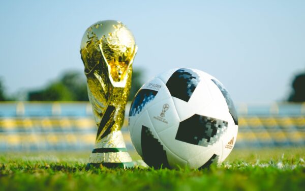 FIFA įklimpo į naują skandalą: Ukrainos užsienio reikalų ministras rėžė be užuolankų