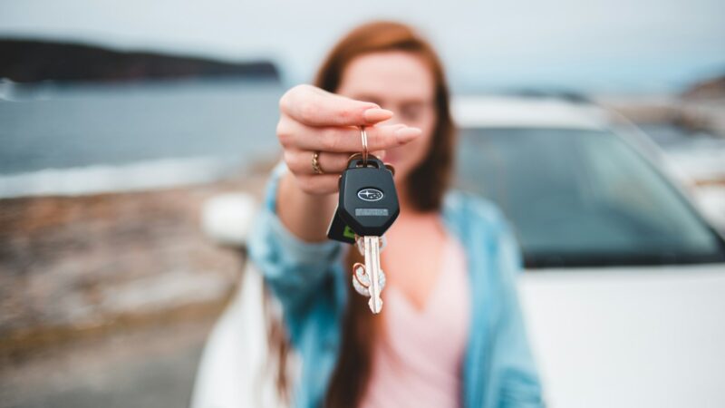 Lietuviai automobilius keičia dažniau nei latviai ir estai – ekspertė atskleidė, kas iš tiesų stumia žmones į lizingą