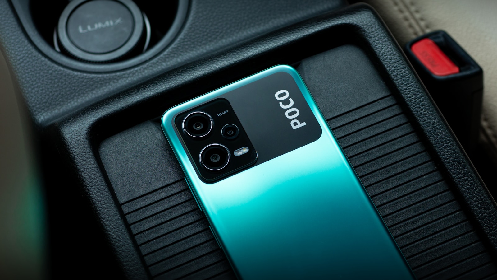 Nutekėjo „Poco X8 Pro 5G“ detalės: 6500 mAh baterija ir 100 W greitasis krovimas