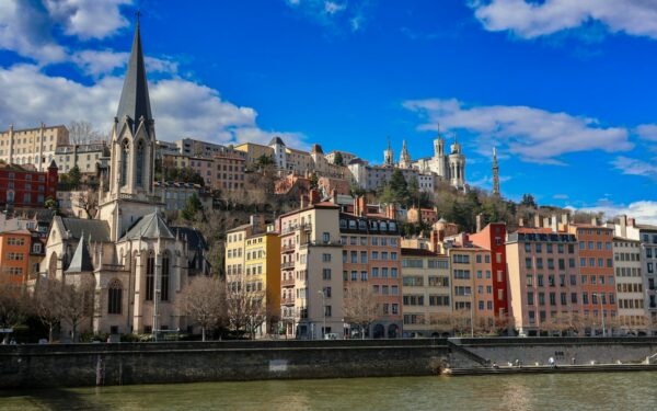 Mirtinas išpuolis per protestą: Prancūzijoje suimti dar du įtariamieji dėl nužudymo Liono gatvėse