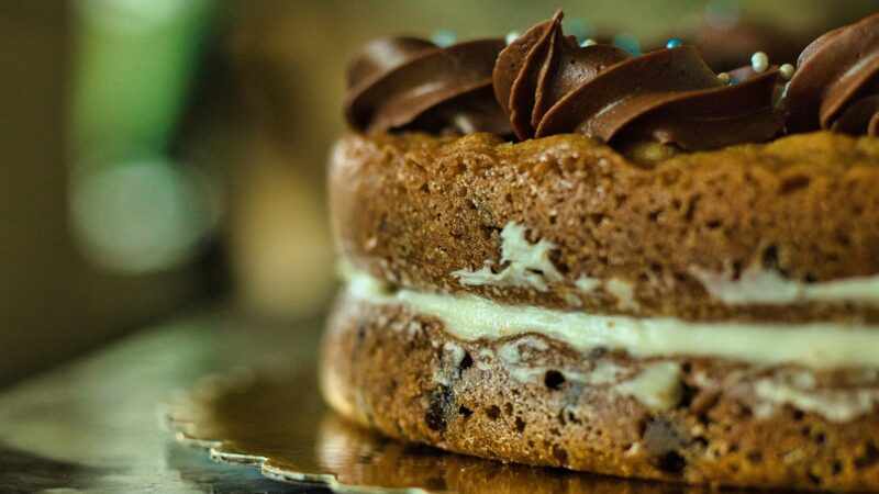 Biskvitas vėl subliūško? Šis slaptas ingredientas užtikrins tobulą jo purumą