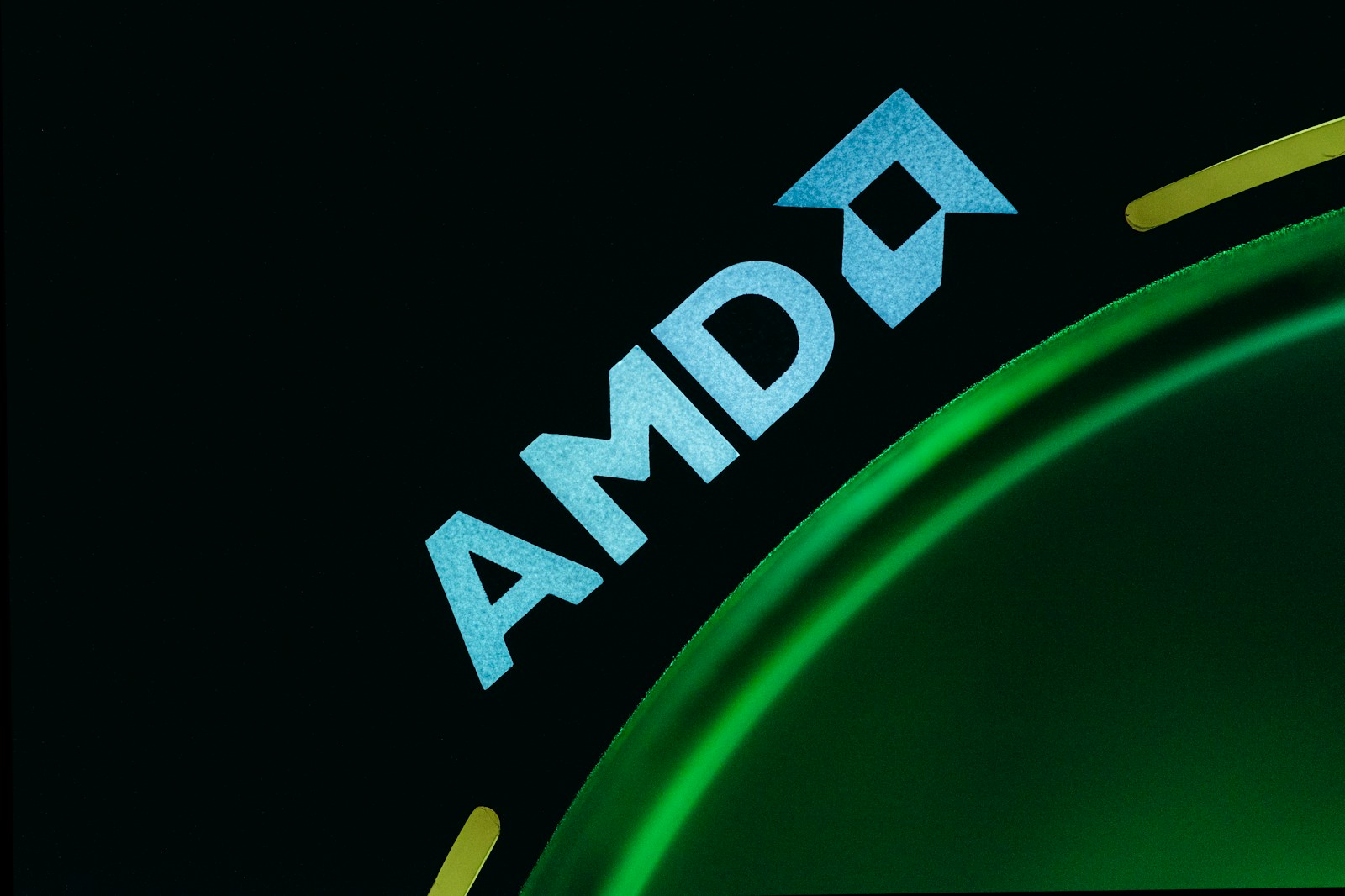 Milžiniškas „Meta“ pirkinys atėmė žadą: sužinokite, kodėl „Nvidia“ dabar turėtų sunerimti