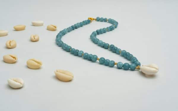 Tyli prabanga ant nuogo kūno: šie perlai atskleidžia, kurios moterys nebijo būti nuogos