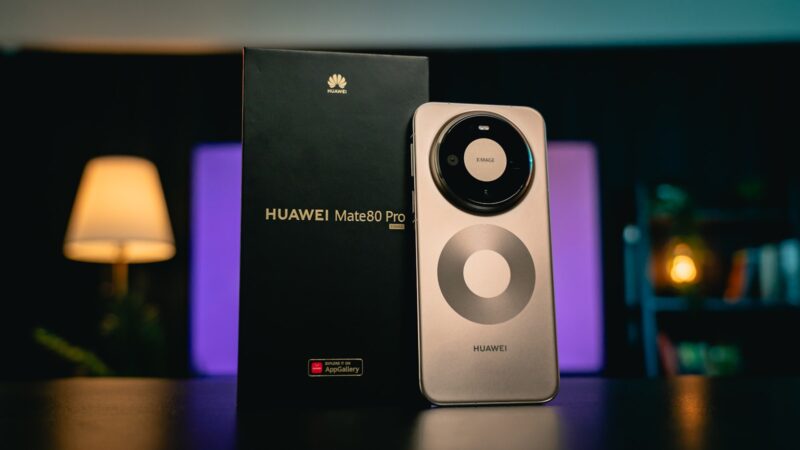 „Huawei“ sugrįžta su trenksmu: pristatytas naujas flagmanas, kurio laukėme trejus metus