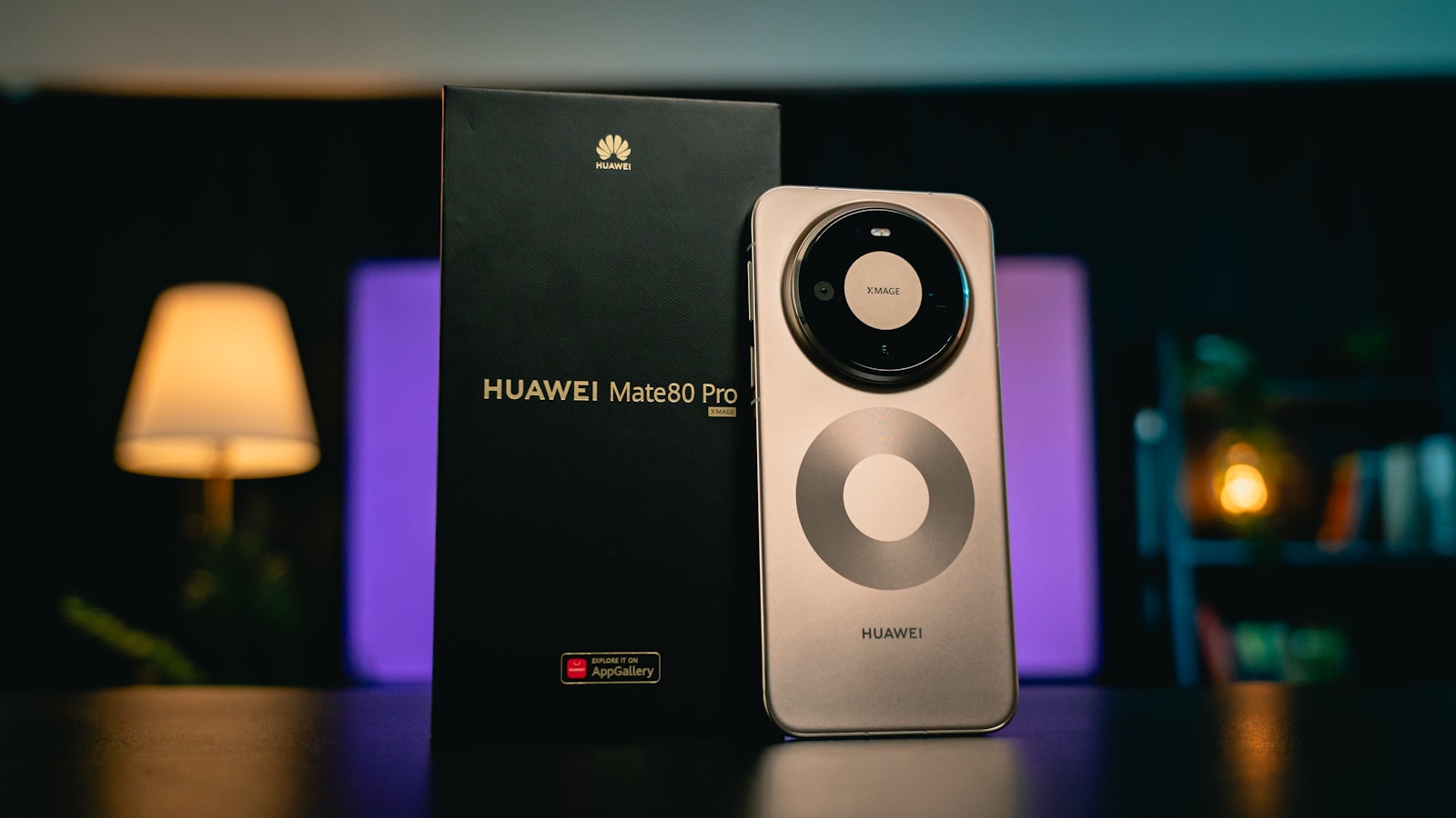 „Huawei“ sugrįžta su trenksmu: pristatytas naujas flagmanas, kurio laukėme trejus metus