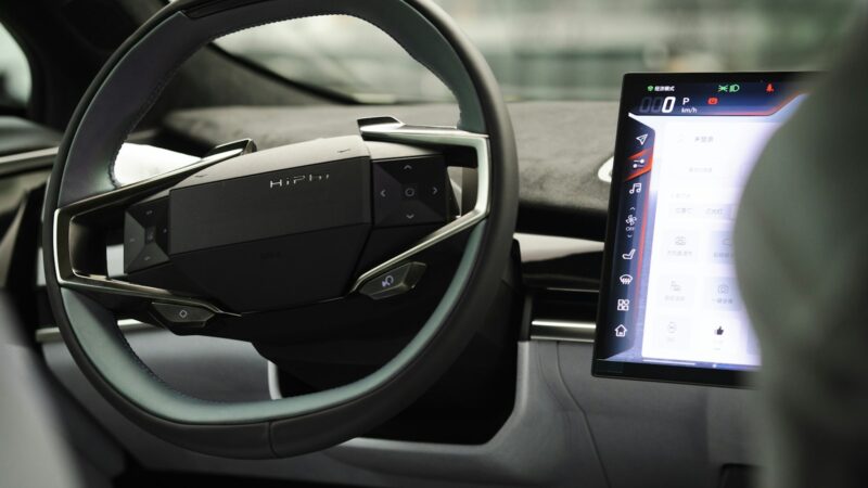 „Google“ plečia „Android Automotive“: pristatė naujovę, kuri automobilį pavers kompiuteriu ant ratų