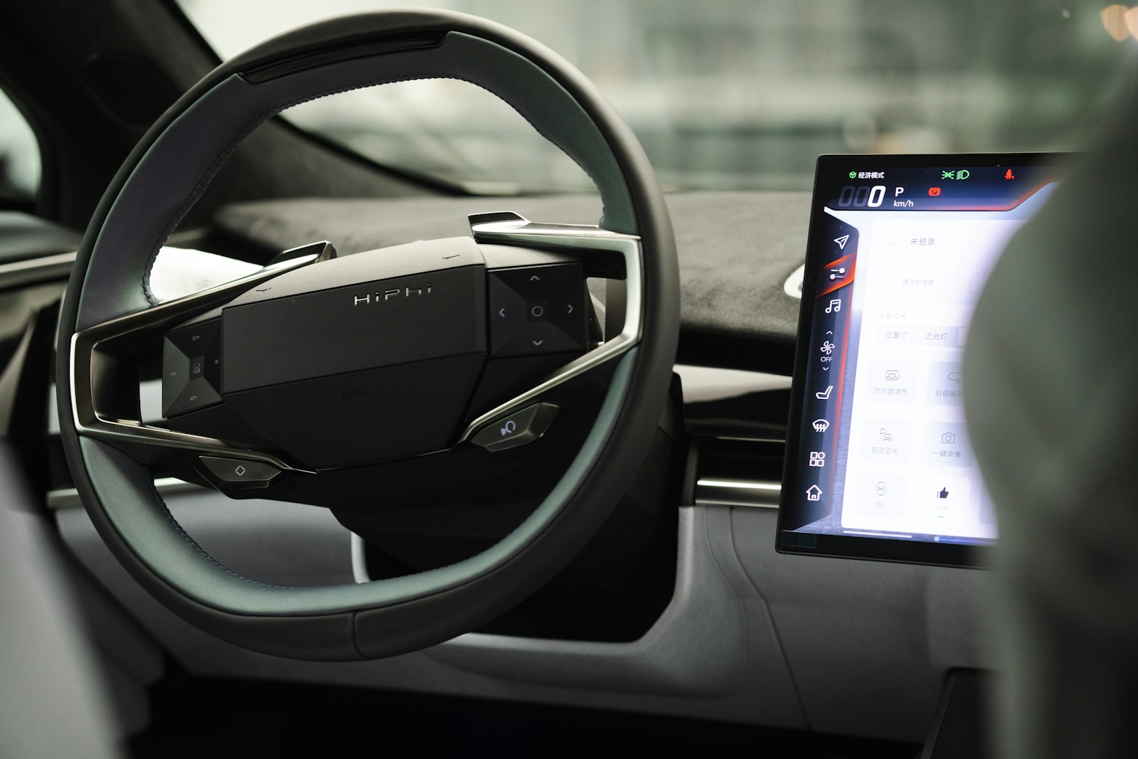 „Google“ plečia „Android Automotive“: pristatė naujovę, kuri automobilį pavers kompiuteriu ant ratų