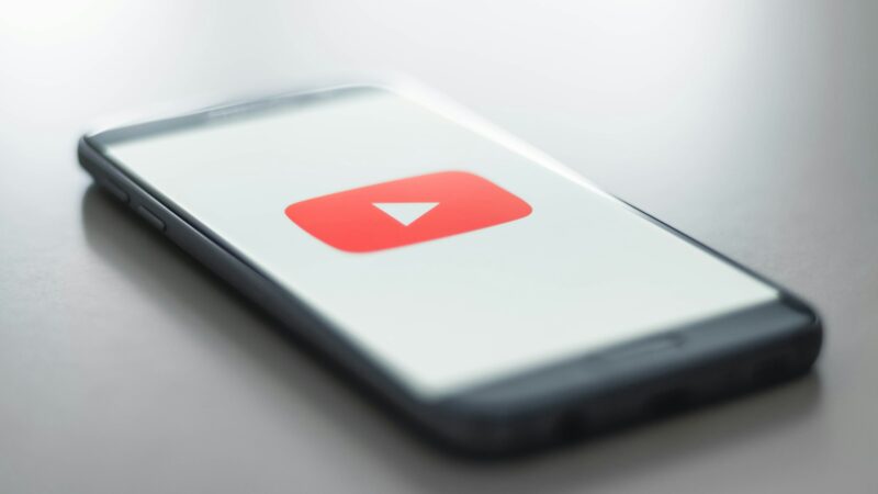 Erzinantis gedimas „YouTube“ programėlėje: dingo mygtukas, be kurio daugelis neapsieina