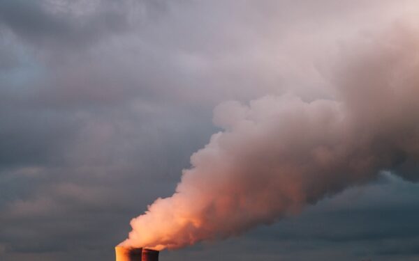 Kinija meta iššūkį pasauliui: pradėtas statyti galingas naujas reaktorius