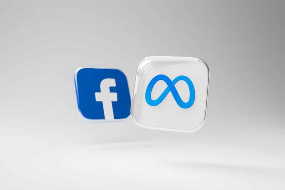 a white and blue square with a blue and white facebook logo