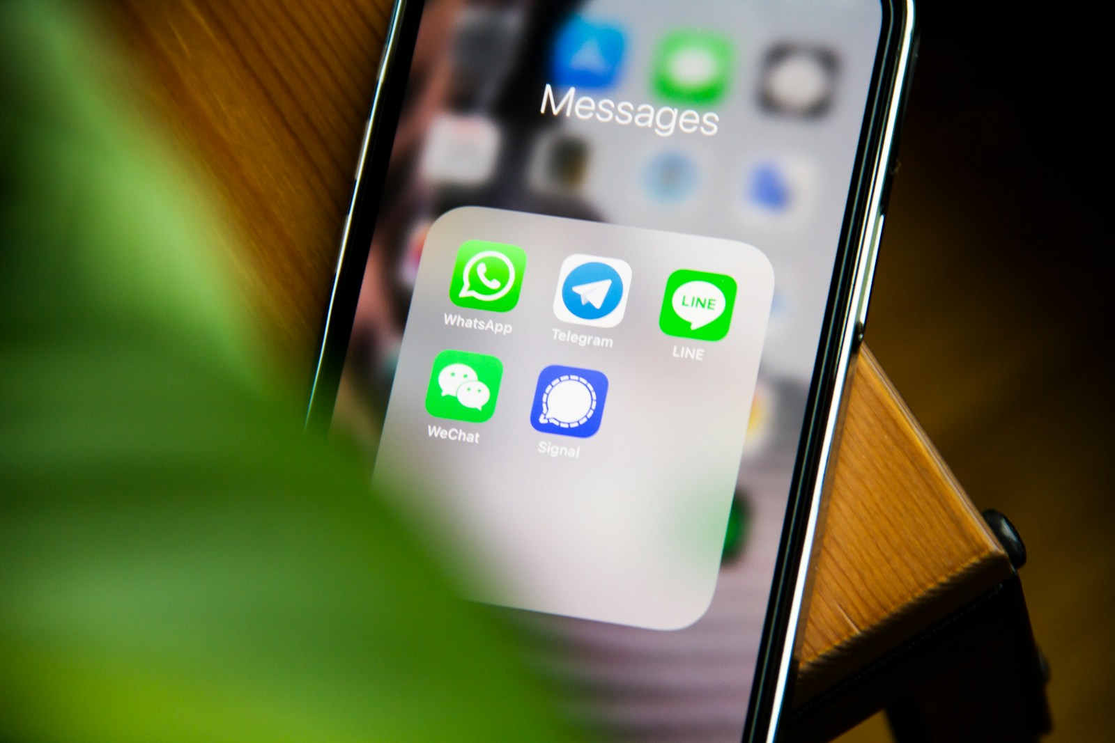 Jokiu būdu neatidarykite to telefone: ekspertai siunčia kritinės svarbos perspėjimą