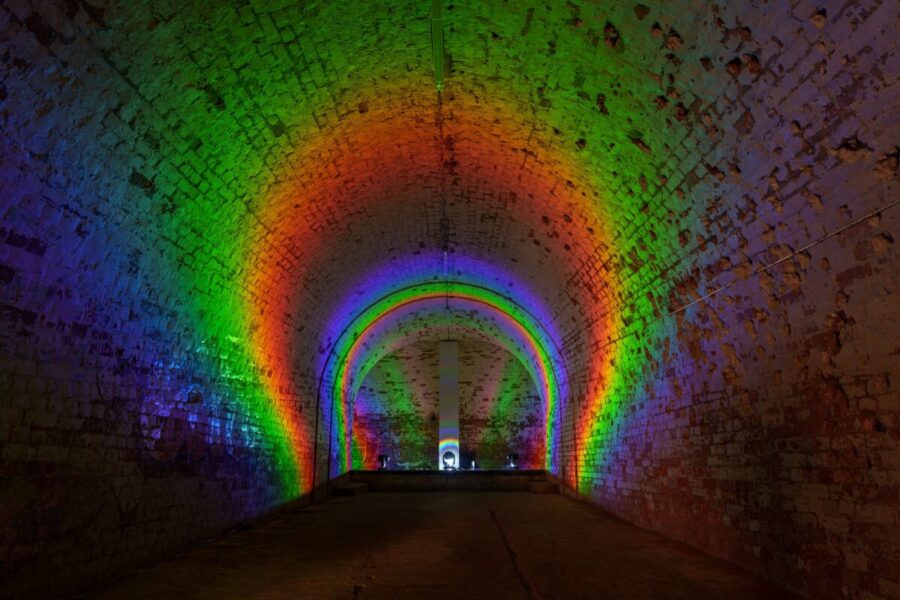 Vilnių užlies šviesų banga: 25 hipnotizuojančios instaliacijos, kurių praleisti neįmanoma