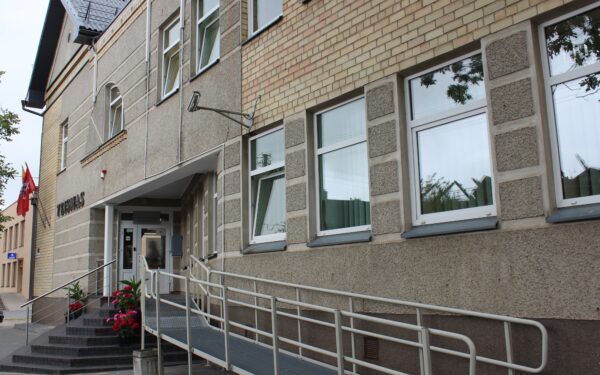 Vaiką žiauriai apkandžiojusio šuns savininkei – teismo verdiktas: teks pakloti daugiau nei 14 tūkst. eurų