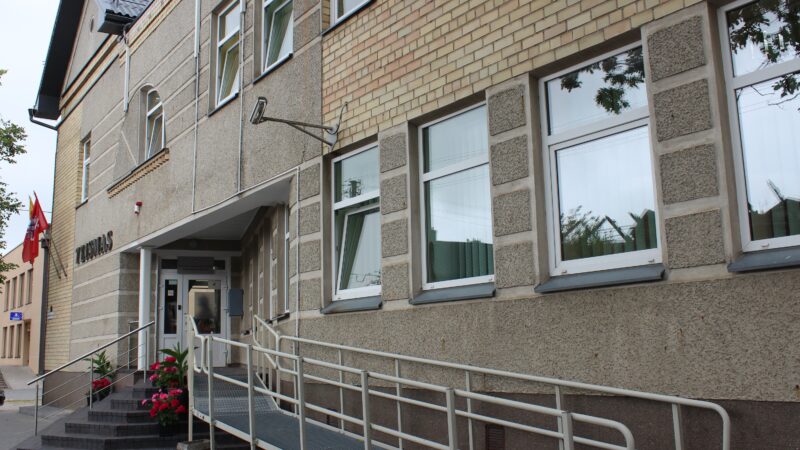 Vaiką žiauriai apkandžiojusio šuns savininkei – teismo verdiktas: teks pakloti daugiau nei 14 tūkst. eurų