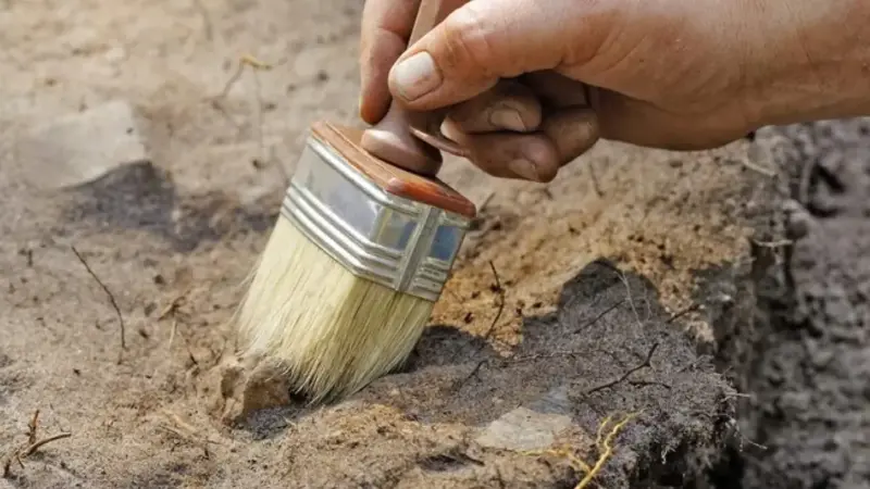 Archeologų atradimas pribloškė mokslininkus: ar raštas egzistavo jau prieš 40 tūkst. metų?