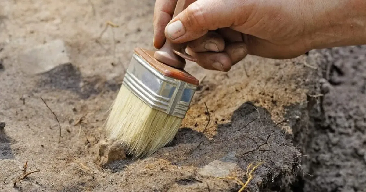 Archeologų atradimas pribloškė mokslininkus: ar raštas egzistavo jau prieš 40 tūkst. metų?