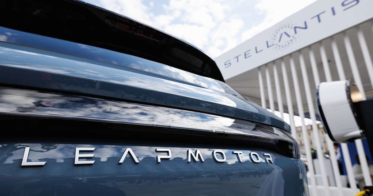 Revoliucinis lūžis Europos keliuose: „Peugeot“ ir „Fiat“ taps pigesni dėl kiniškų technologijų
