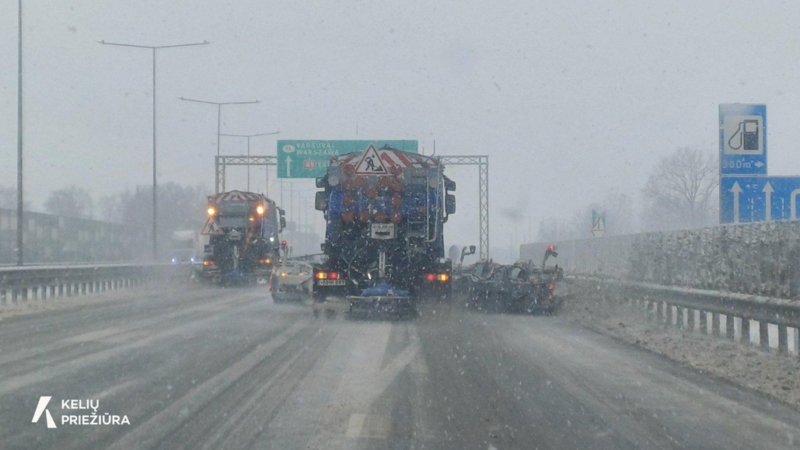 Kelininkų perspėjimas vairuotojams: klaida prie vairo gali akimirksniu pakeisti jūsų gyvenimą