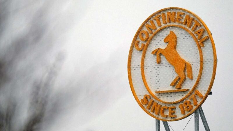 Vokietijos pramonės milžinė „Continental“ traukiasi: parduodamas verslas už 5 mlrd. eurų