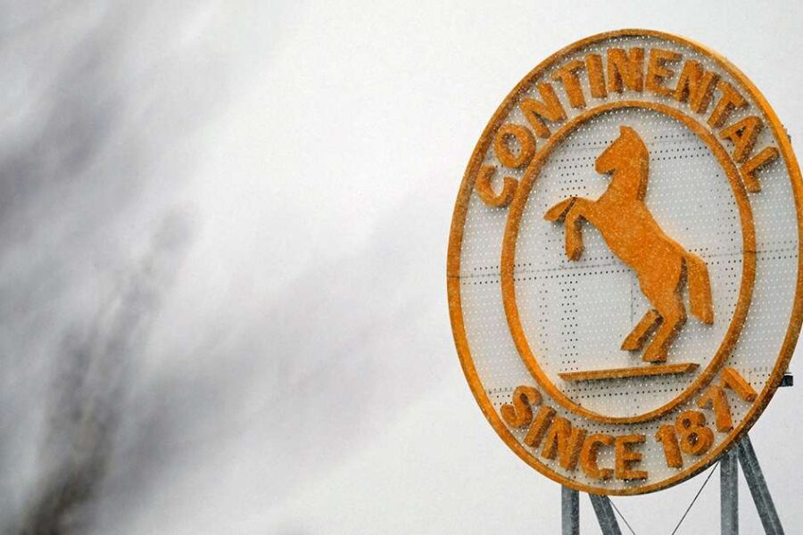 Vokietijos pramonės milžinė „Continental“ traukiasi: parduodamas verslas už 5 mlrd. eurų