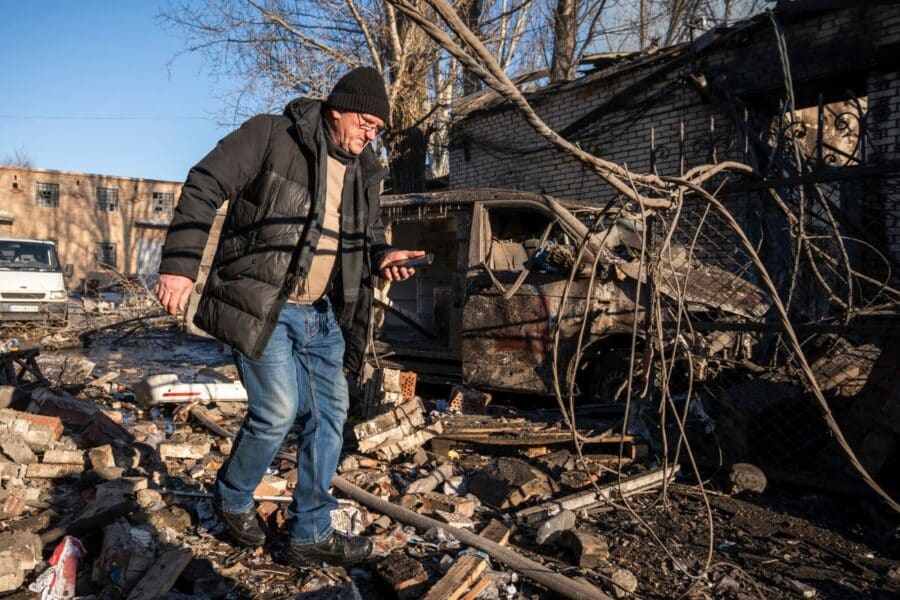 Oro smūgis Ukrainos Slovjansko mieste: sužeistųjų skaičius išaugo iki 16, žuvo du žmonės. EPA-ELTA