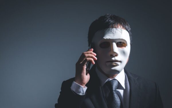 Skirtingi miestai, tas pats scenarijus: sukčiai apgavo dvi moteris, išviliota suma atima žadą