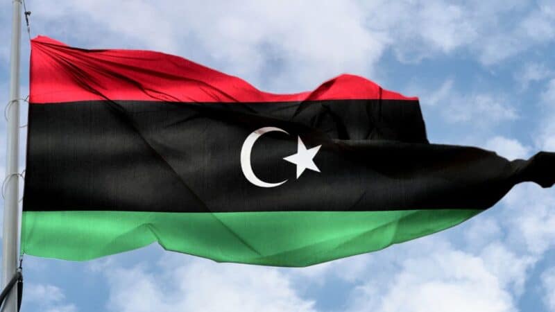 Tragedija skurdžiausiame Libano mieste: sugriuvus daugiabučiui žuvo 14 žmonių