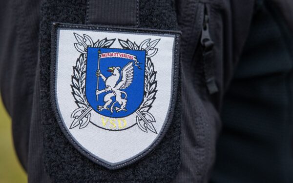 Šnipinėjimo šešėlis Lietuvoje: sulaikytas Juodkalnijos pilietis, galimai dirbęs Kinijai