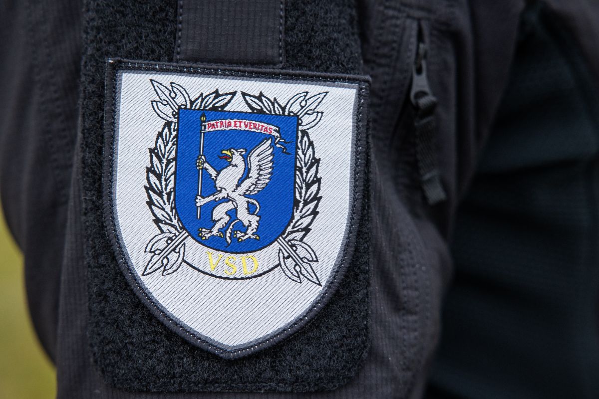 Šnipinėjimo šešėlis Lietuvoje: sulaikytas Juodkalnijos pilietis, galimai dirbęs Kinijai