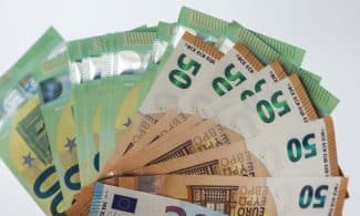 Pinigai. Eurai. Dainiaus Labučio (ELTA) nuotr.