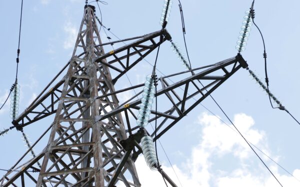 „Litgrid“ imasi svarbios elektros linijos rekonstrukcijos: epicentre – vienas svarbus Lietuvos miestas