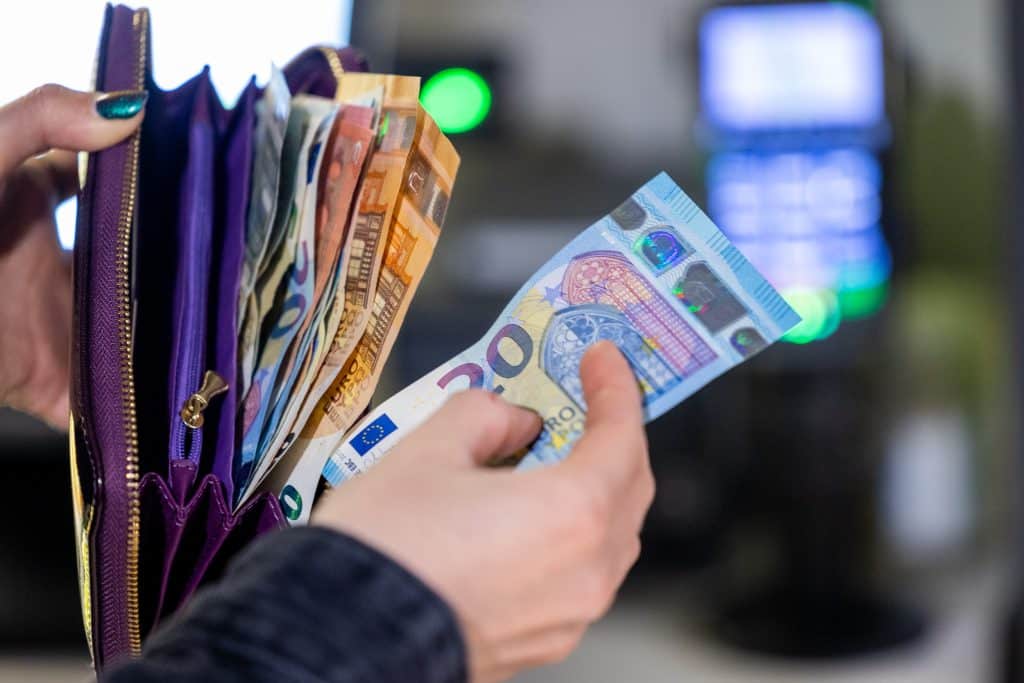 Mokėjimo kortelė. Juliaus Kalinsko (ELTA) nuotr.