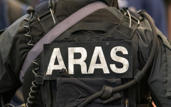 Marijampolėje netikėtas radinys po kojomis: atliekant darbus aptikta rankinė granata