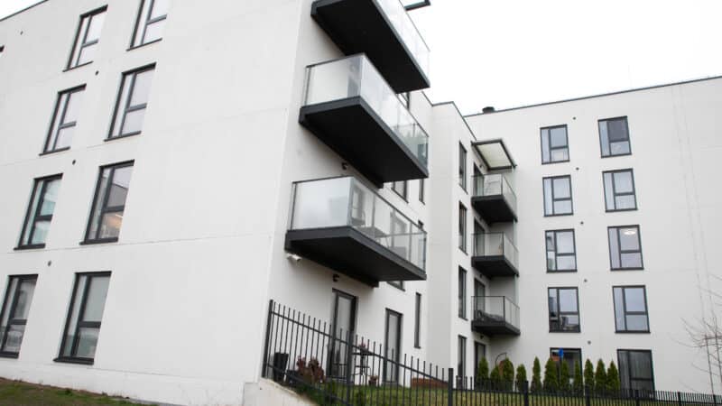 NT rinka metų pradžioje nustebino net analitikus: sandorių skaičiai verčia persvarstyti prognozes