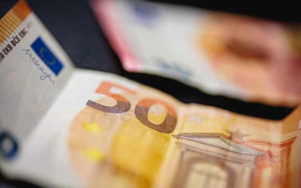 Nauji ieškiniai Lazdijų, Prienų ir Marijampolės savivaldybių politikams: įtariami pasisavinę daugiau nei 42 tūkst. eurų