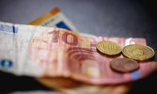 Pinigų iliustracija. ELTA / Josvydas Elinskas