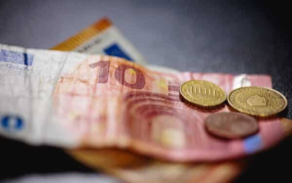 Infliacija vėl kandžiojasi: štai, kas labiausiai tuštino gyventojų pinigines vasarį