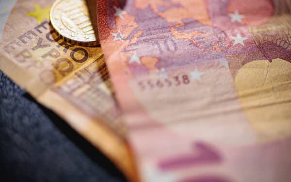 Rusakalbiai sukčiai smogė be gailesčio: iš senjorų Vilniuje ir Trakuose – daugiau nei 104 tūkst. eurų ir auksas