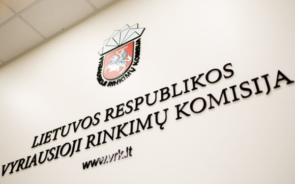 Po viešų abejonių – institucijų dėmesys „Nemuno aušros“ pinigų srautams: VRK patvirtino pradėjusi vertinti naują informaciją