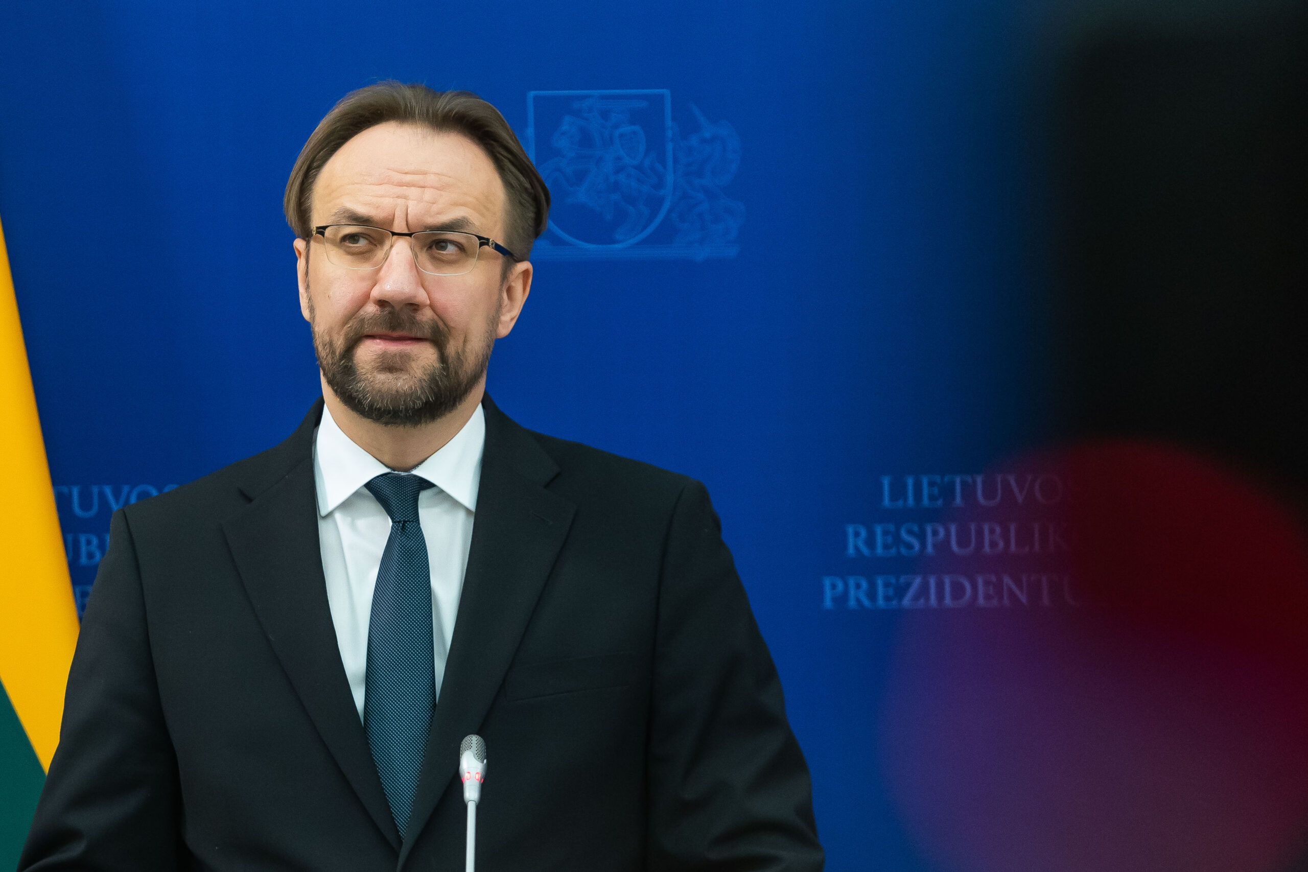 Europos centrinis bankas balansuoja ant ribos: LB valdybos pirmininkas neatmeta staigaus palūkanų pokyčio
